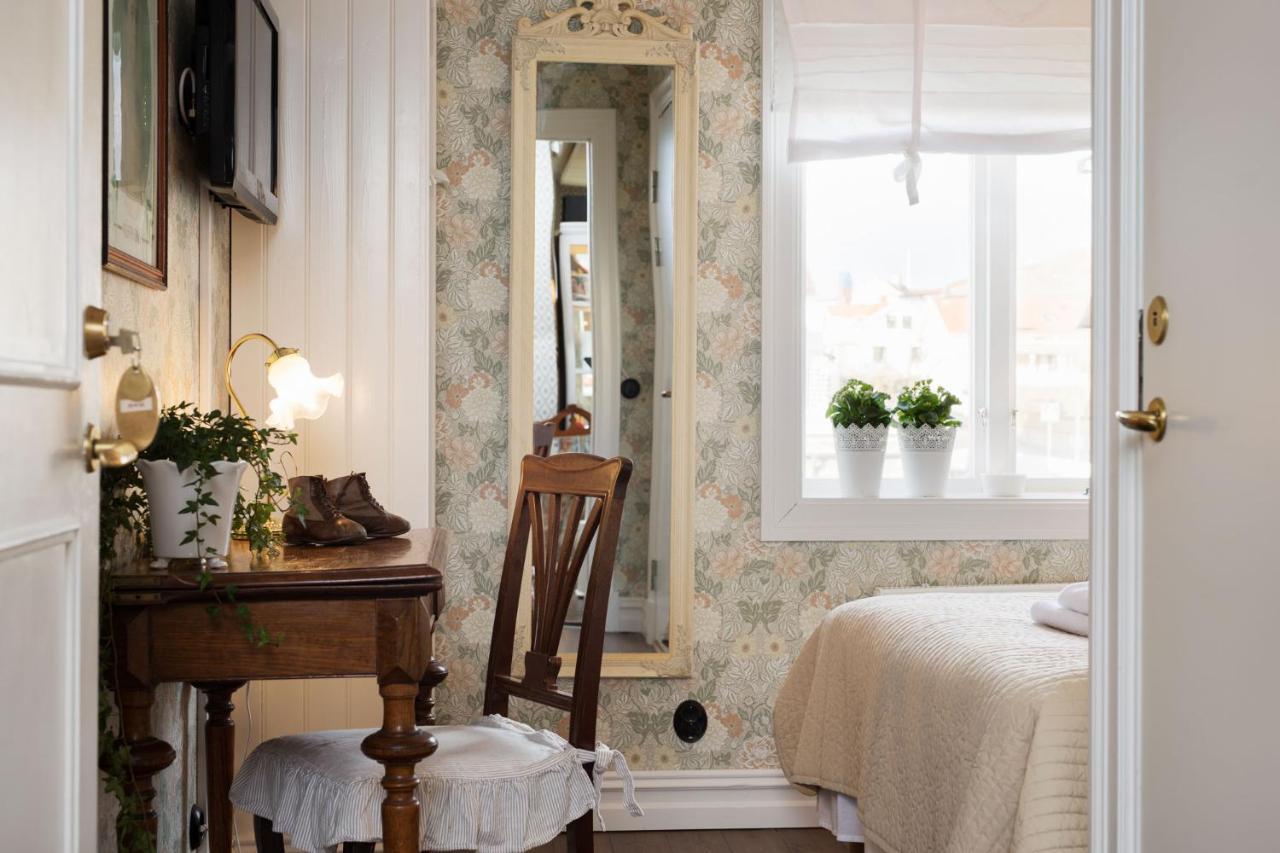 Strandvillan Hotell Och Bed & Breakfast Lysekil Exterior foto