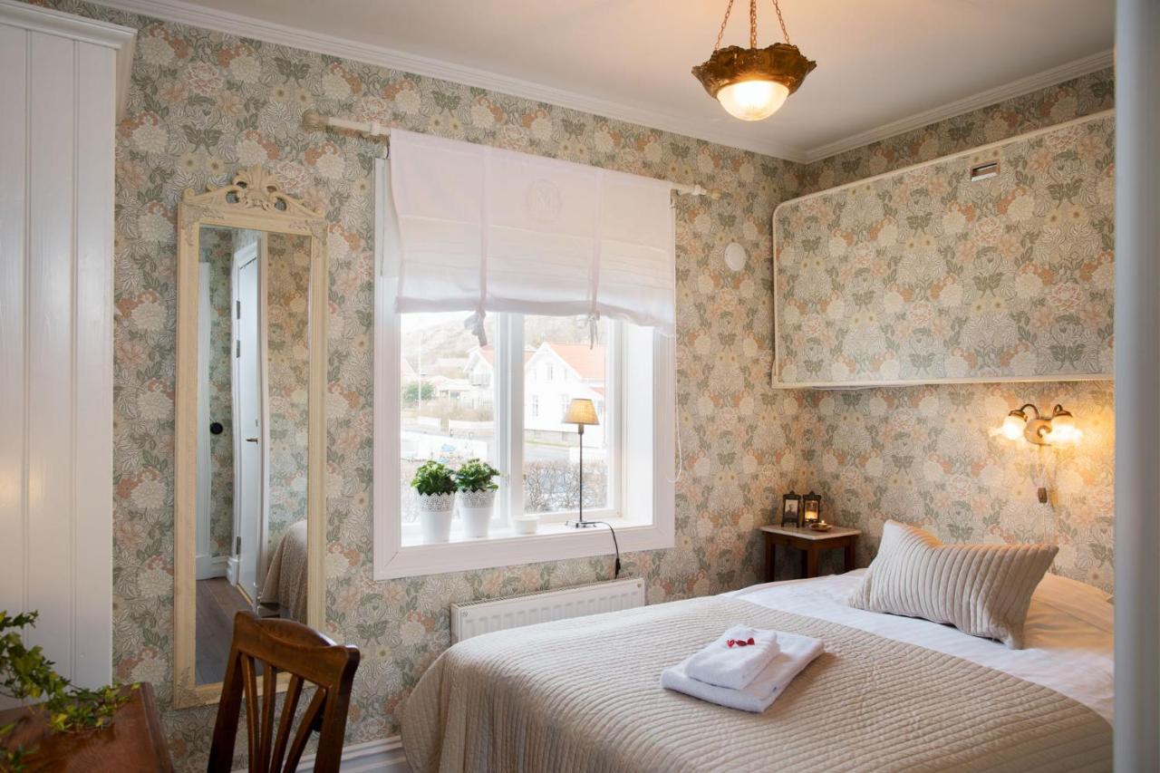Strandvillan Hotell Och Bed & Breakfast Lysekil Exterior foto