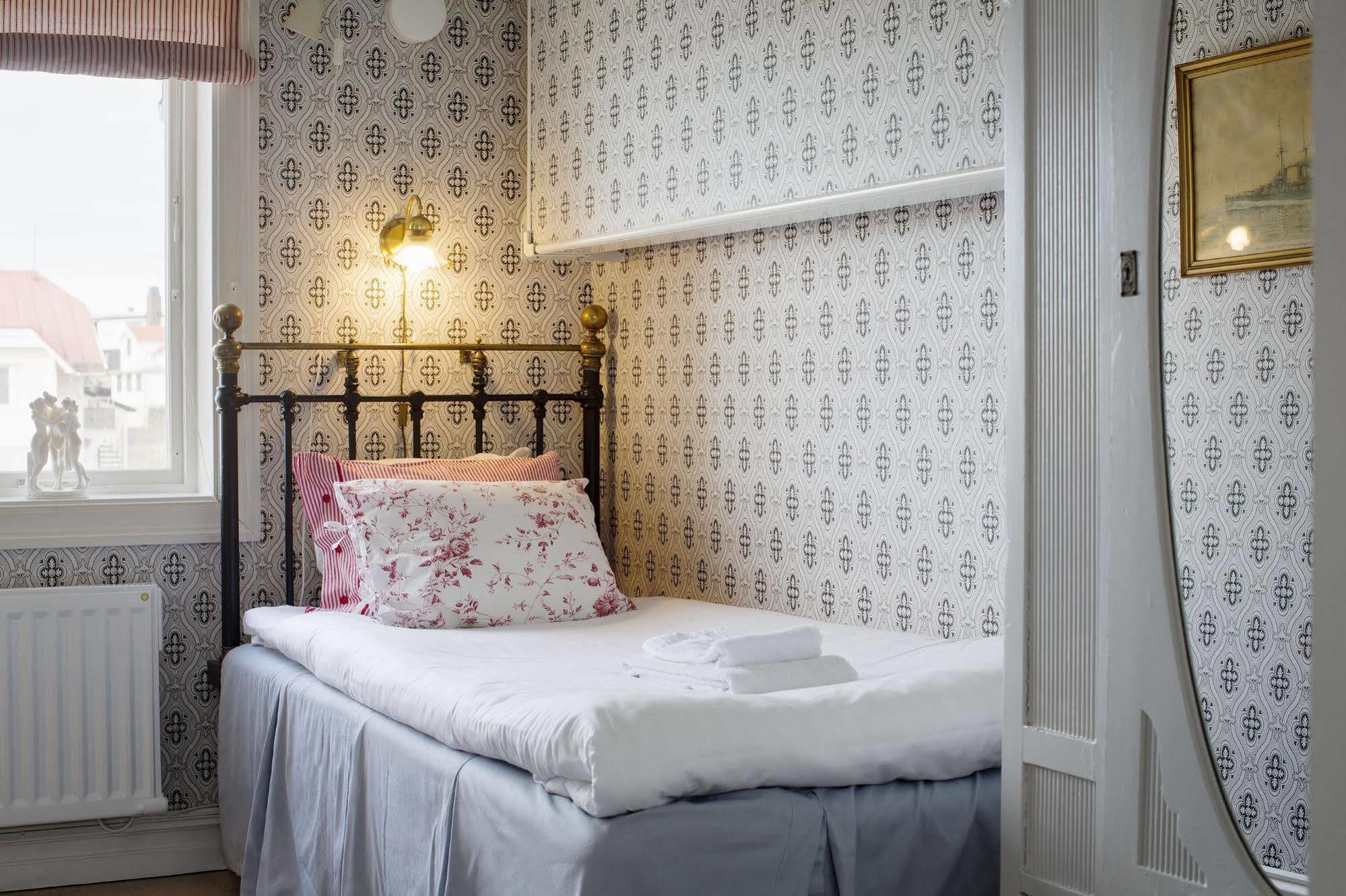 Strandvillan Hotell Och Bed & Breakfast Lysekil Exterior foto